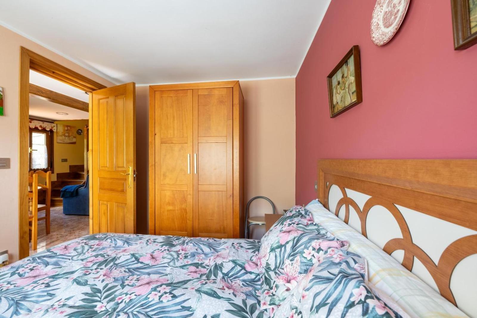 Casa En Campo De Caso Villa Bagian luar foto