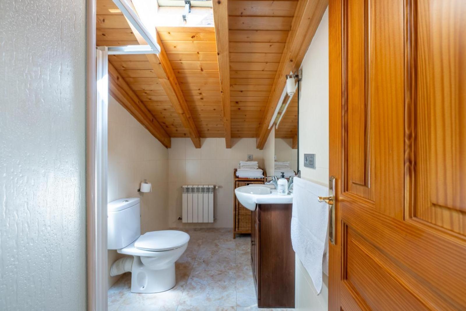 Casa En Campo De Caso Villa Bagian luar foto
