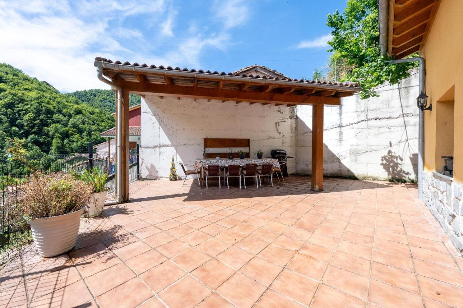 Casa En Campo De Caso Villa Bagian luar foto